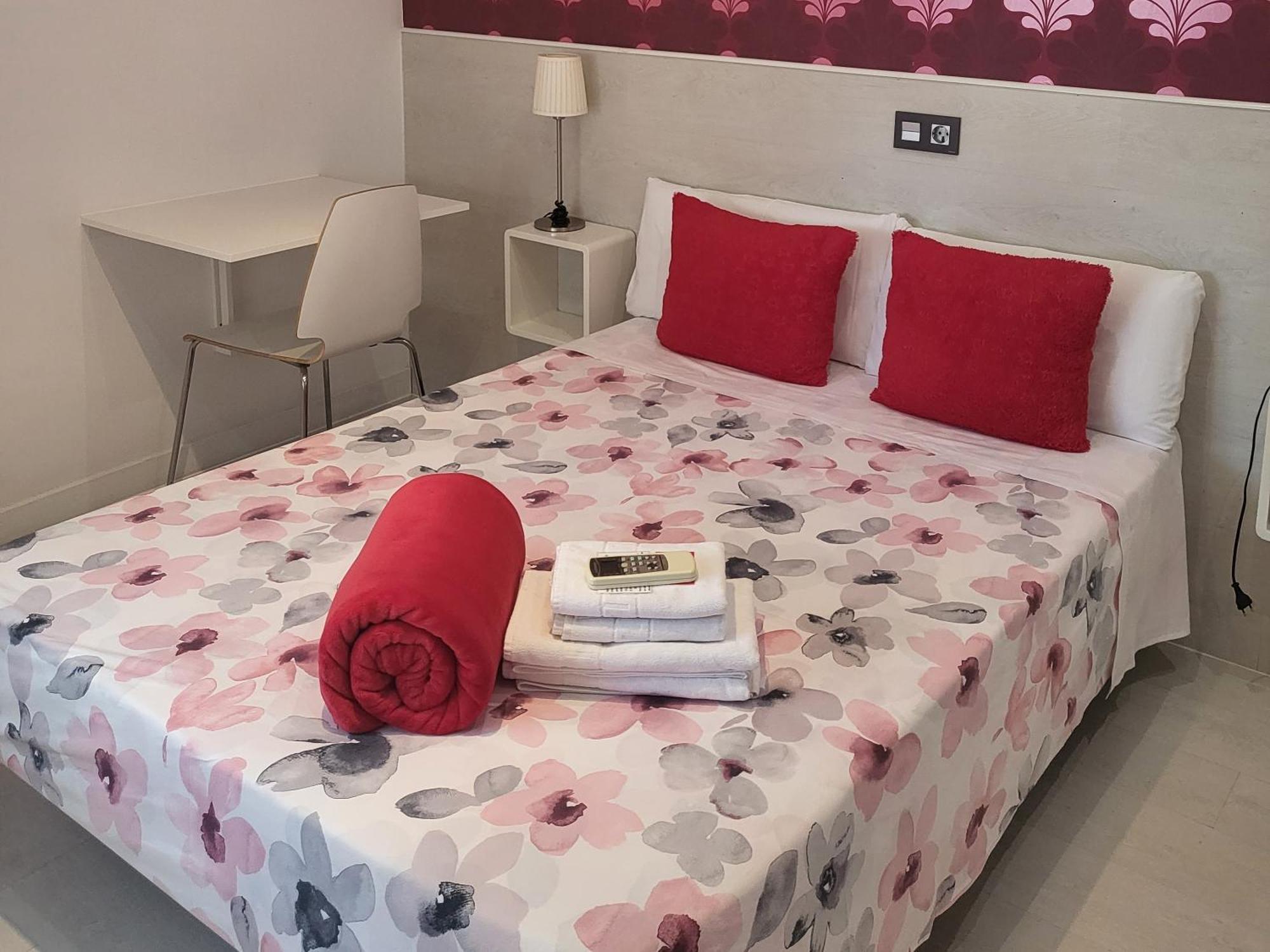 Hostal Inn มาดริด ภายนอก รูปภาพ