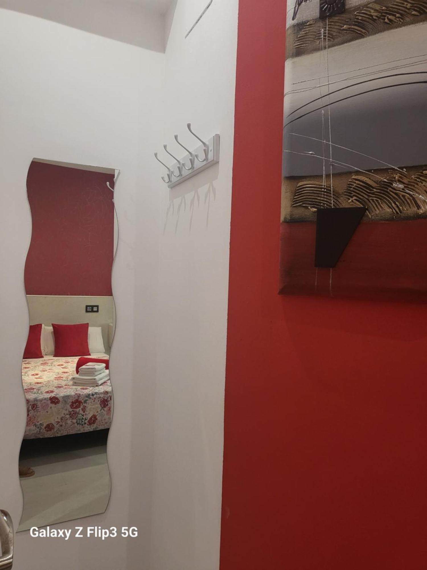 Hostal Inn มาดริด ภายนอก รูปภาพ